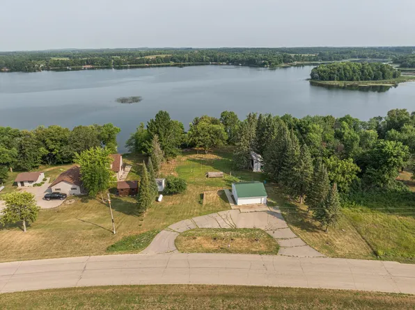 13544 Pearl Lake Dr, Detroit Lakes, MN 56501