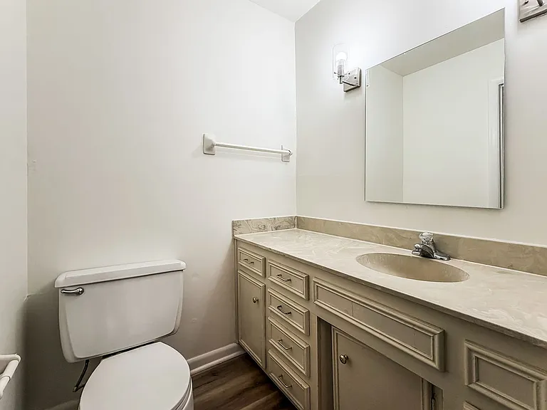 Charlestown Square Apartments — Photo 61