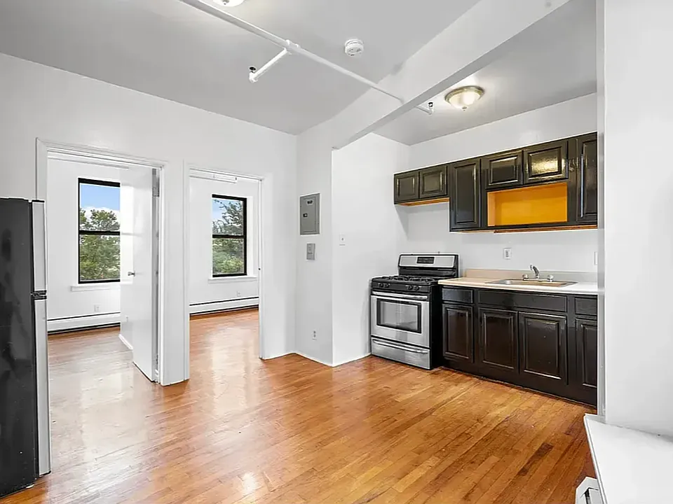 375 Pleasant Ave #6C