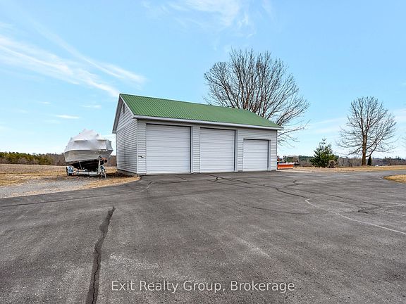 3rd image of 95 Boundary Rd