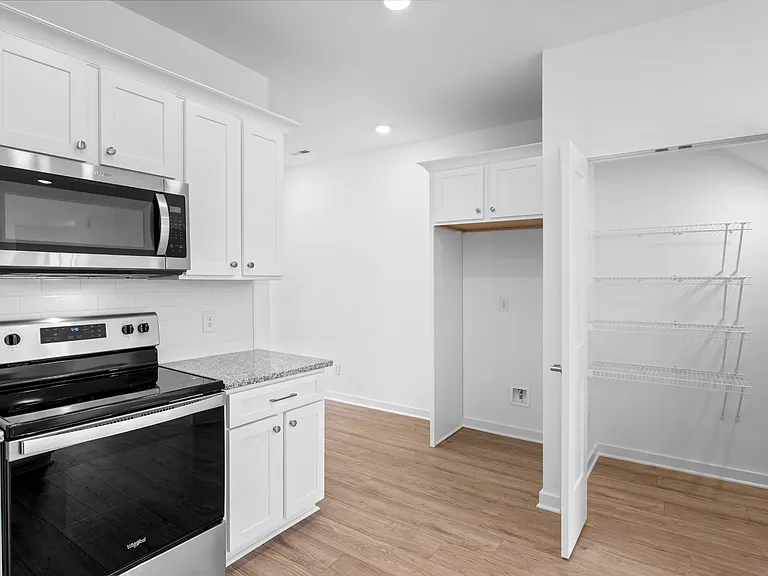 1170 S Dickerson Rd #20 — Photo 8