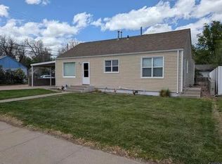 525 W 25th Ave, Torrington, WY 82240