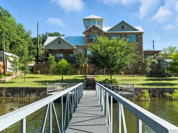 216 Private Road 1735, Chico, TX 76431