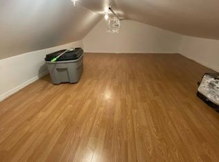 4 Comet Ln #2, Levittown, NY 11756