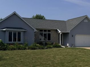 2758 Char La Mar Dr, Green Bay, WI 54311