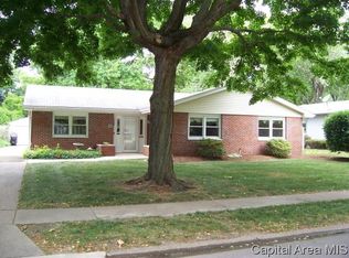 1209 Wickford Dr, Springfield, IL 62704