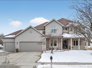442 Augusta Dr, Madison, WI 53717