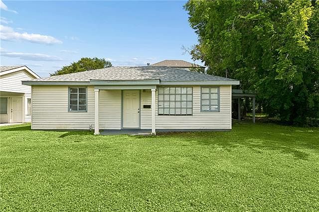 1st image of 1104 1/2 Huey P Long Ave