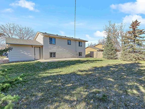 3rd image of 6116 Northdale Dr