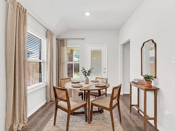 3rd image of 2138 Hobby Dr