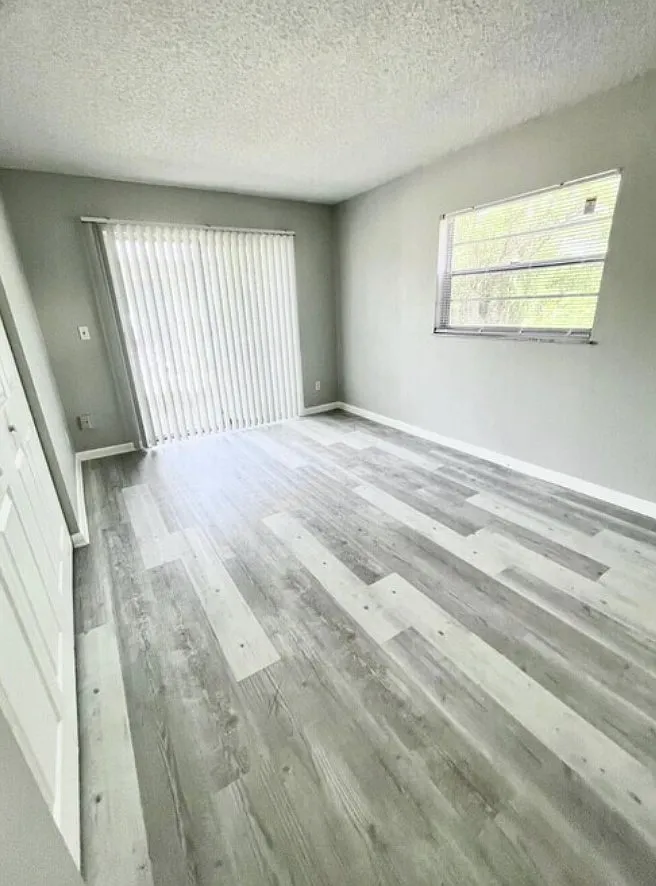2 bed, 1.0 bath, 816 sqft, $1,600 — Photo 4