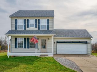 8079 Majestic Blvd, Fowlerville, MI 48836