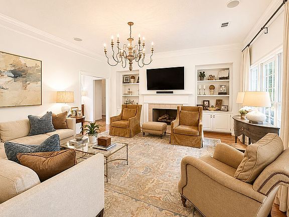 3rd image of 8088 Turtle Creek Dr