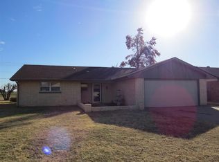 2517 Robin Rdg, Enid, OK 73703