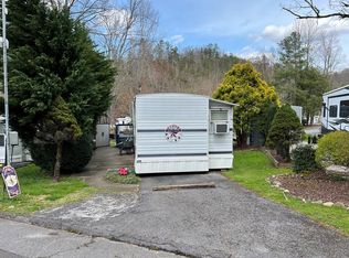 4229 E Pkwy #100, Gatlinburg, TN 37738