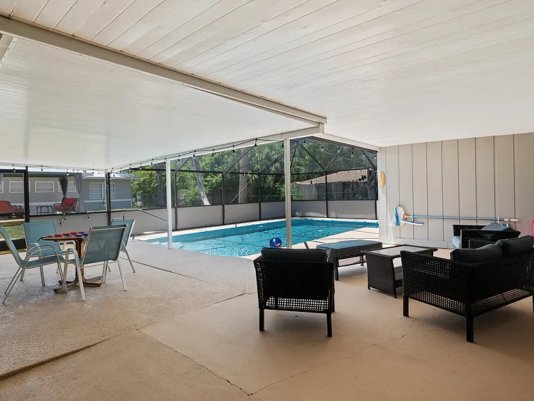 4220 Sunrise Blvd — Photo 24
