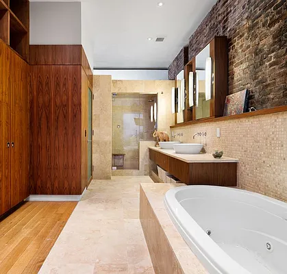 Rented by Compass | media 30