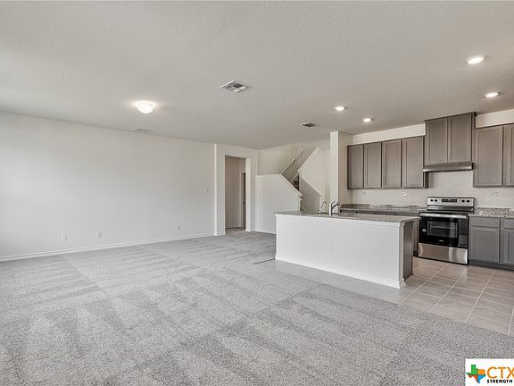 4th image of 546 Deer Crest Dr