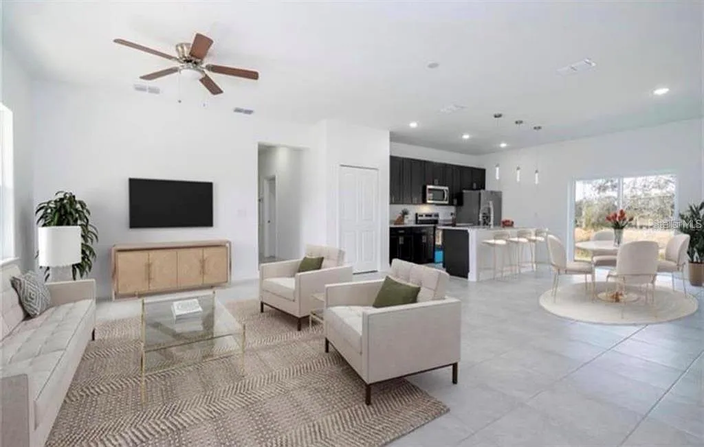4 bed, 2.0 bath, 1578 sqft, $1,799 — Photo 4