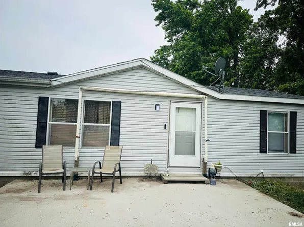 3562 State Route 17 Rte, Toulon, IL 61483