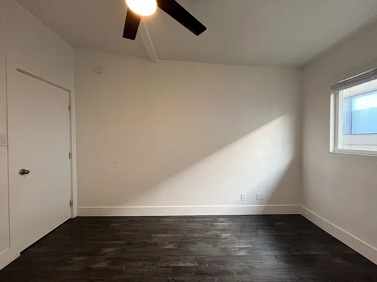 14715 Chadron Ave — Photo 27