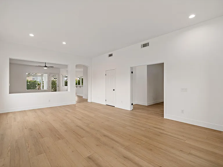 31415 Britton Cir — Photo 2