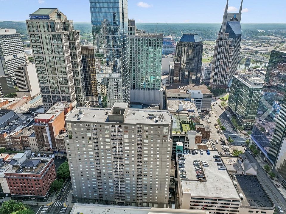 1st image of 555 Church St APT 2206
