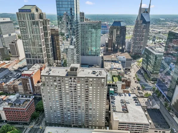 555 Church St APT 2206, Nashville, TN 37219