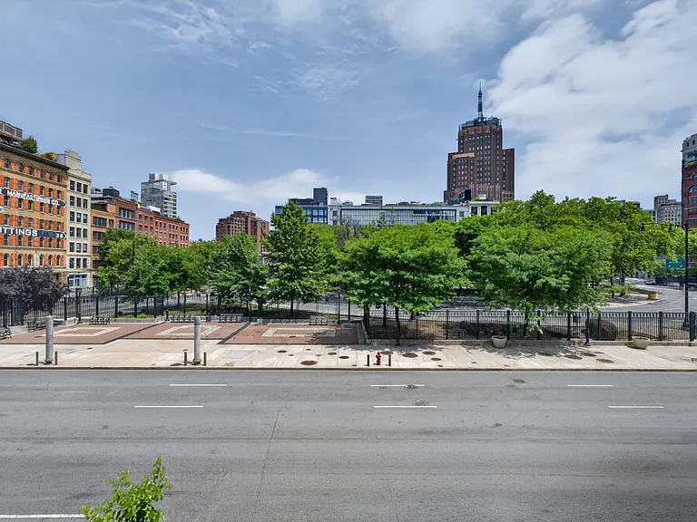 155 Hudson St #2S — Photo 8