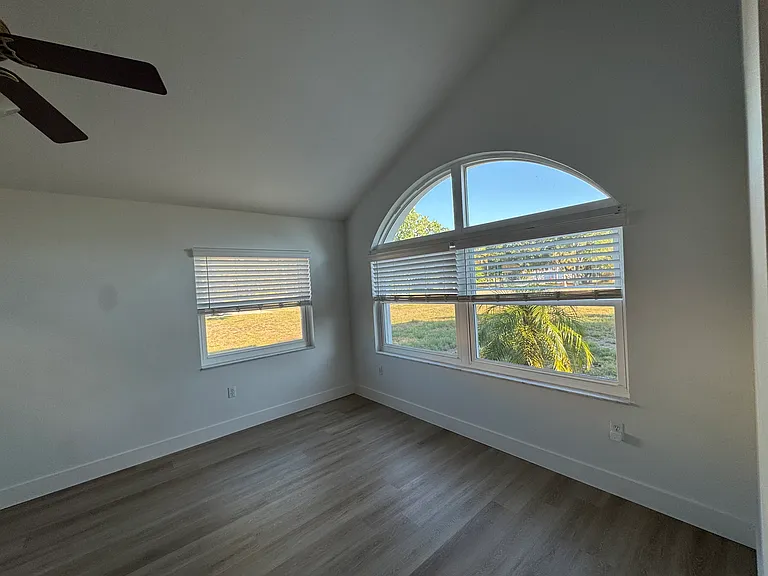 601 Shetland Cir — Photo 29