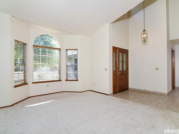5th image of 7585 Sylvan Creek Ct