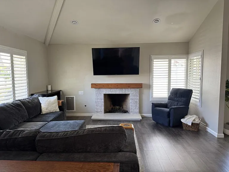 1918 Firestone Dr — Photo 6