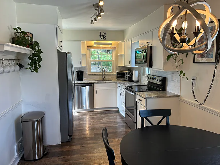 40 W Manilla Ave — Photo 11