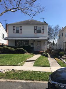 217-50 54th Ave, Flushing, NY, 11364