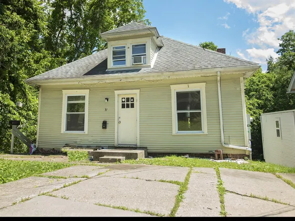 37 Woodward Ave, Athens, OH 45701