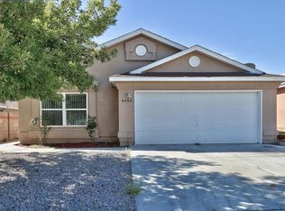 8404 Rancher Rd SW, Albuquerque, NM 87121