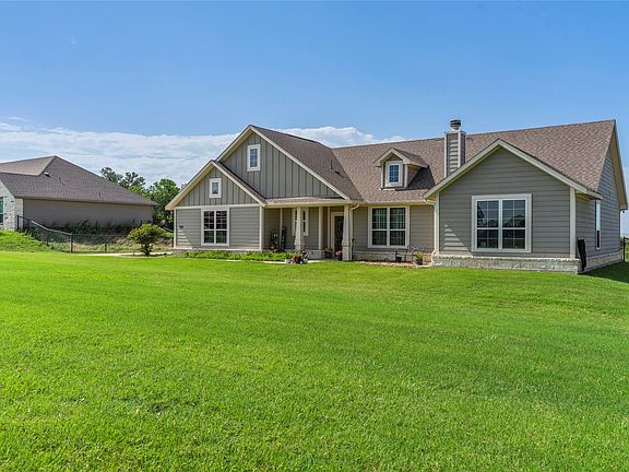 3rd image of 1011 Northern Oaks Ct