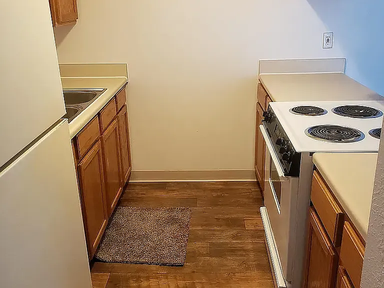 1 bed, $927 — Photo 4