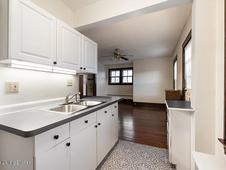 1401 E Breckinridge St #4 — Photo 7