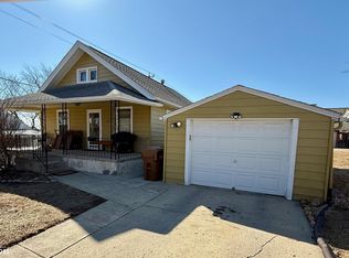 212 E 7th St, Carroll, IA 51401