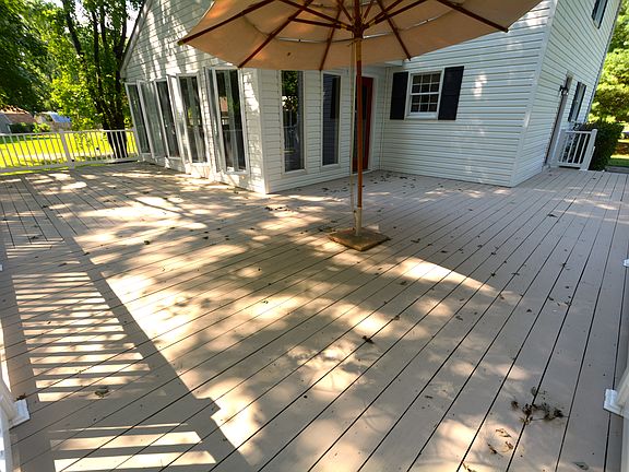 5th image of 8 Willow Ct