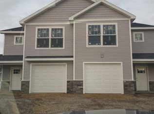 3003 Luverne Ave, Oregon, OH 43616