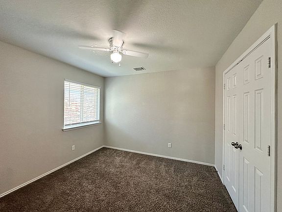 3rd image of 1118 Juneberry Park Dr