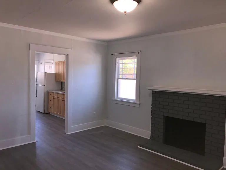 1835 Estudillo St — Photo 6