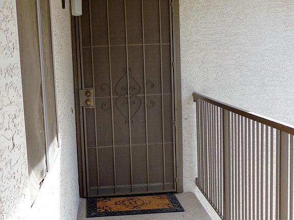 3rd image of 10610 S 48th St Unit 2074