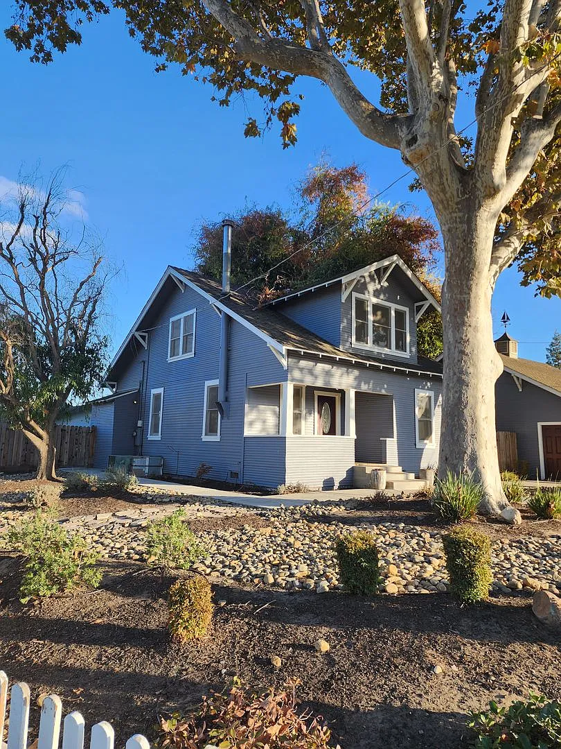 Charming Updated 2-Story Corner Lot Home in Turlock Pet-Friendly! — Photo 3