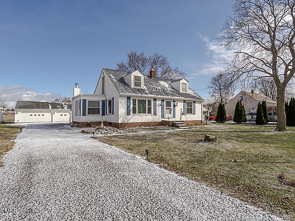 2nd image of 5837 Seaman Rd