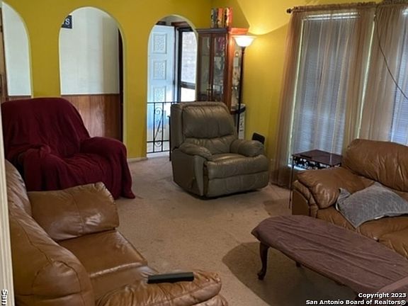 2nd image of 3638 MINTHILL DR