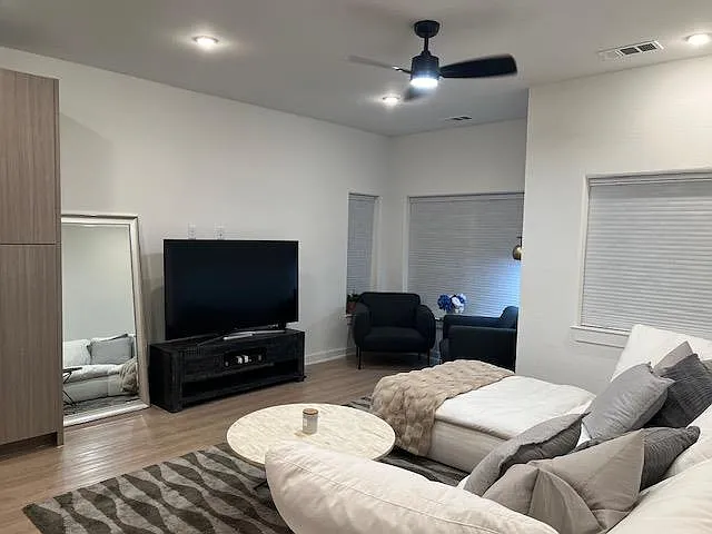 4802 S Congress Ave #121 — Photo 7