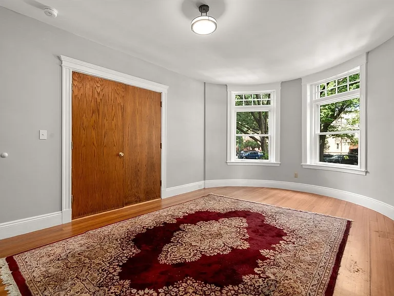 1863 Beacon St #1 — Photo 19